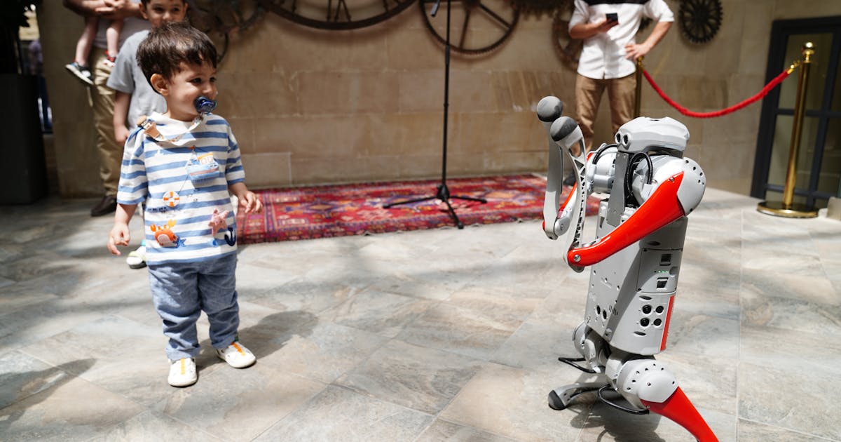 Etkinlik robotu kiralama rehberi kapak tasarımı